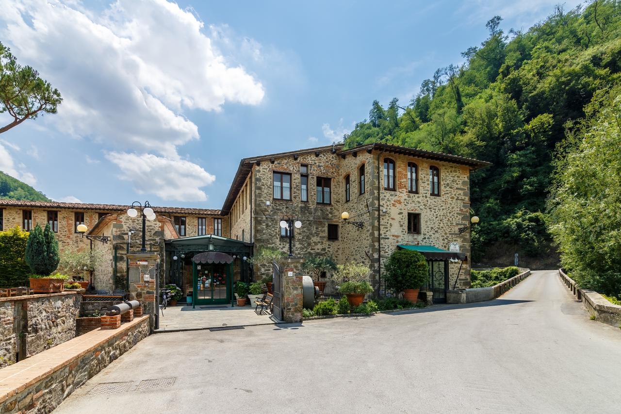 Villaggio Albergo San Lorenzo E Santa Caterina Pescia Habitación foto